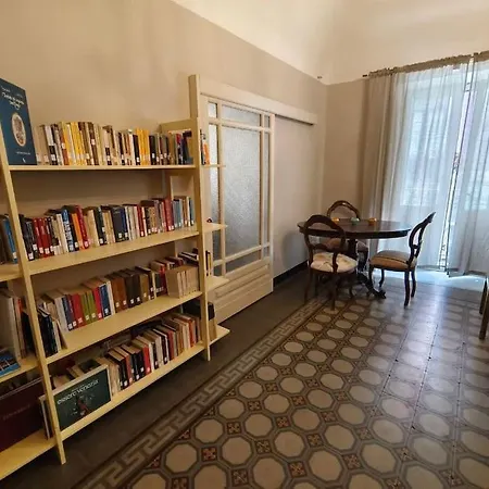 Retroetnea - In Centro Storico - Con Comunicanti Apartment Catania